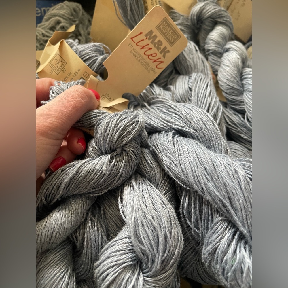 M&K Linen Yarn  - 16 skeins